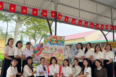 TRƯỜNG TIỂU HỌC NGUYỄN VĂN TRỖI TỔ CHỨC HỘI BÁO TƯỜNG CHÀO MỪNG NGÀY NHÀ GIÁO VIỆT NAM 20/11