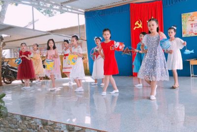 Tổ chức ” Ngày hội trăng rằm”